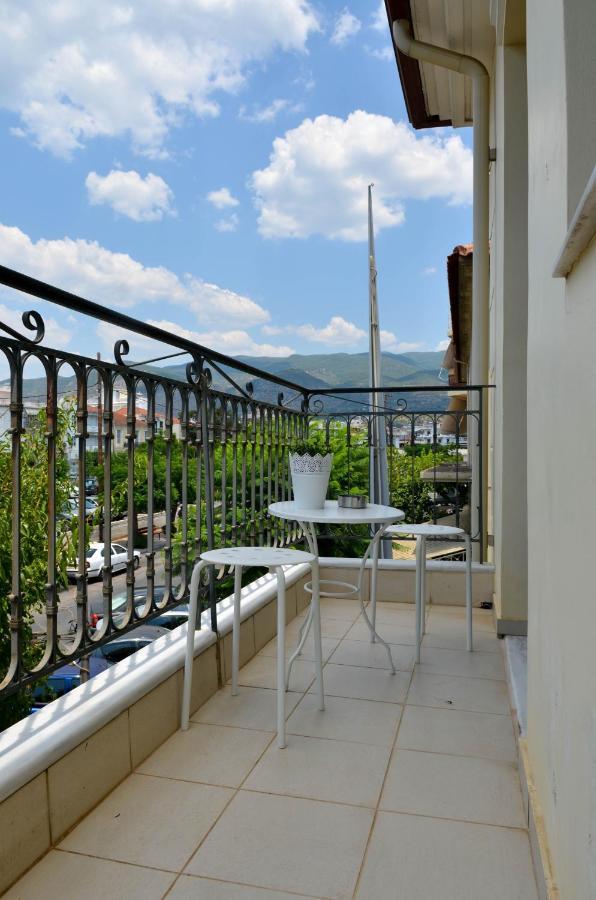 Sunny Corner Каламата Екстериор снимка